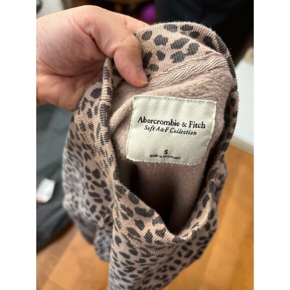 A&F Brown Tan Leopard Soft Collection Athleisure Mockneck Cozy Sweatshirt S - Picture 6 of 6